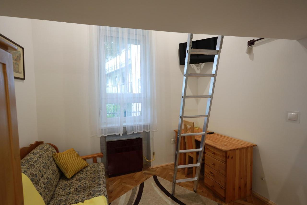 Vito Apartman Eger Extérieur photo