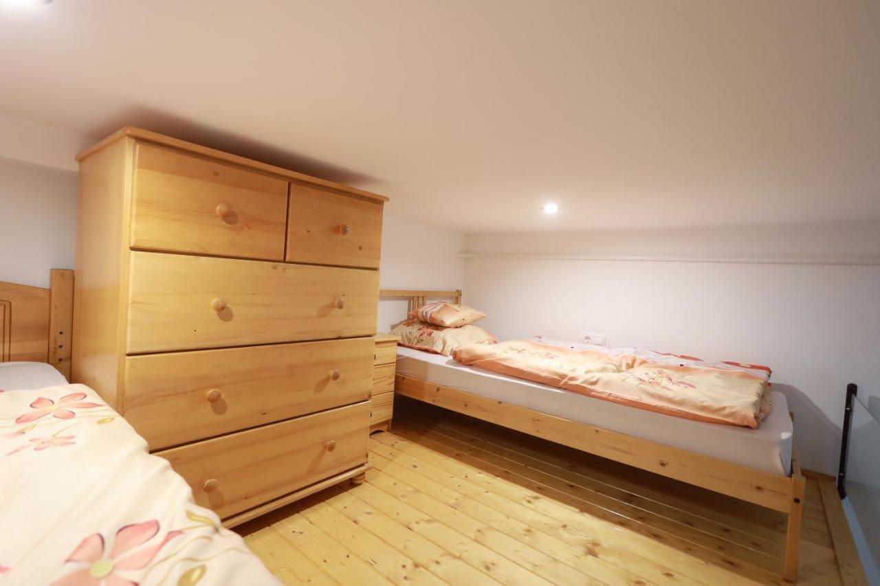 Vito Apartman Eger Extérieur photo