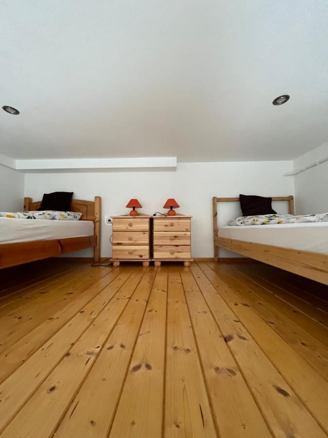 Vito Apartman Eger Extérieur photo