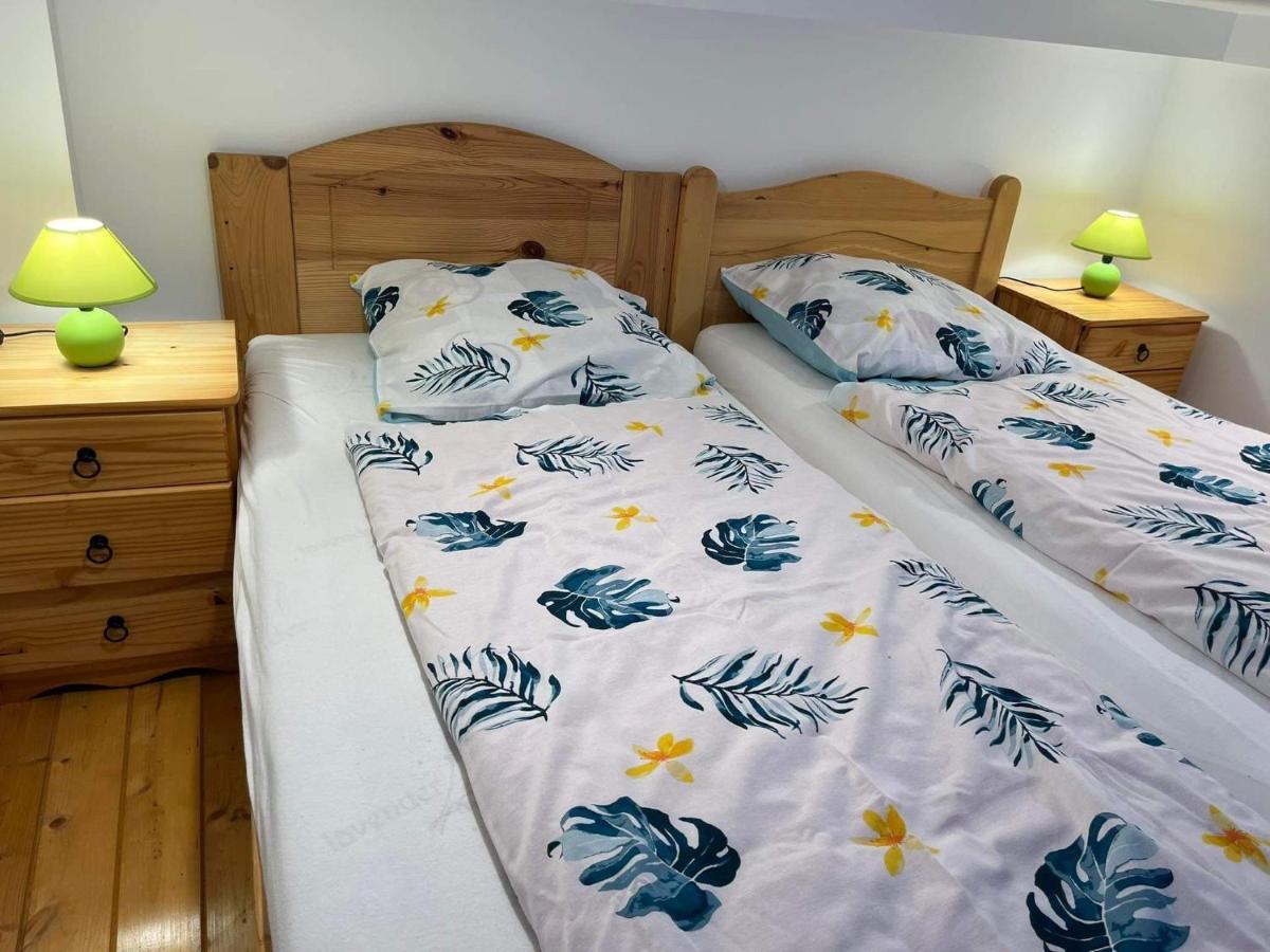 Vito Apartman Eger Extérieur photo